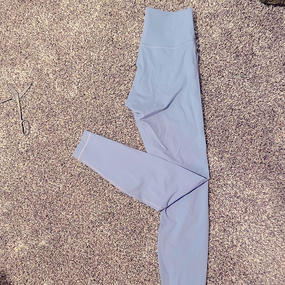 Winder under lululemon legging Size 6